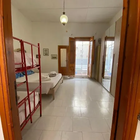 Gh Al Fortino Bilocale Con Giardino Carloforte (Isola di San Pietro)