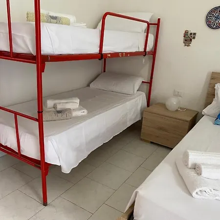 Gh Al Fortino Bilocale Con Giardino Appartement Carloforte (Isola di San Pietro)